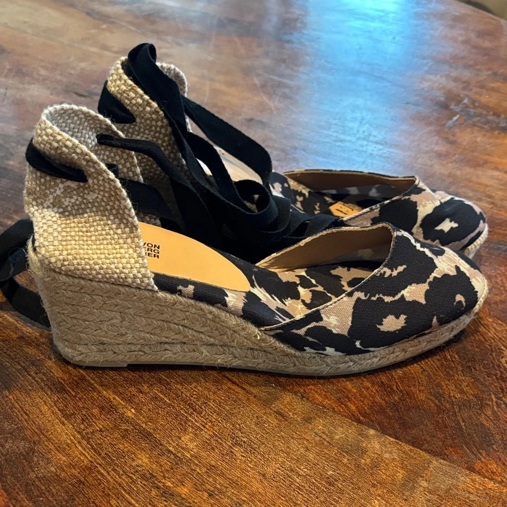 Diane von Furstenberg X Castaner Espadrille Wedge Sandals Black and Tan